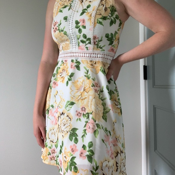 Yellow and pink flower dress - Picture 1 of 1